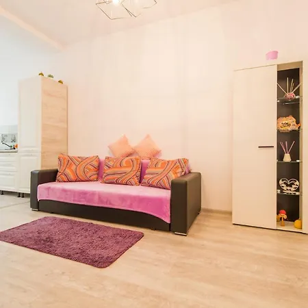 Lavender House Apartment *